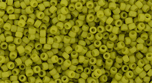 TOHO Semi Glazed - Lemongrass, TR-15-2600F, 5 g