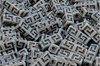 Celtic Block LH 15x5 mm, Chalk Black Wash, 6 ks