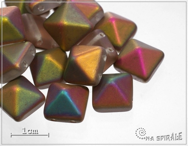 Trn hranat dvoudrkov - pyramida, ir matn vitex, 1 ks