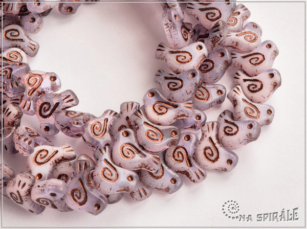 Pt��ek holubice - Dove Bird 10x16 mm, Violet Alabaster Copper Wash, 2 ks