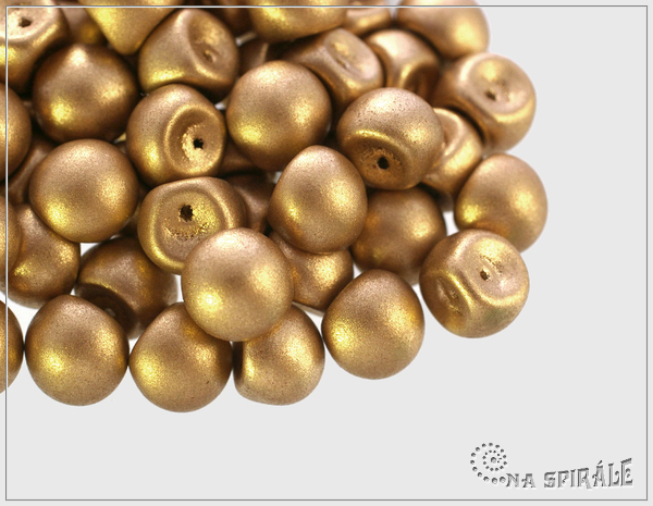Houbiky 8x9 mm, Silky Metallic Sand, 15 ks