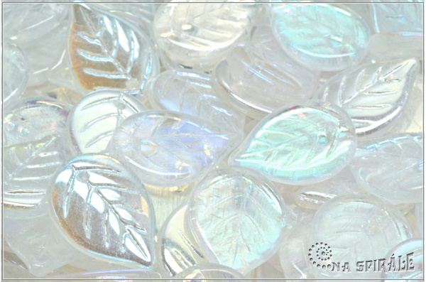 List jablo 18x13 mm - Crystal AB, 6 ks