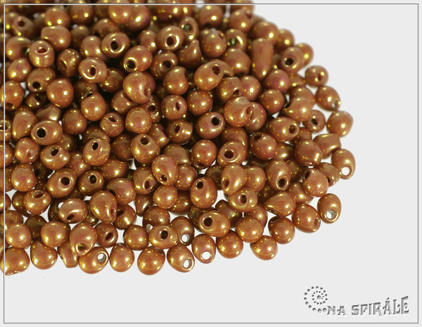 Miyuki 3,4mm Drops Hybrid Chalk Gold Luster, 10 g