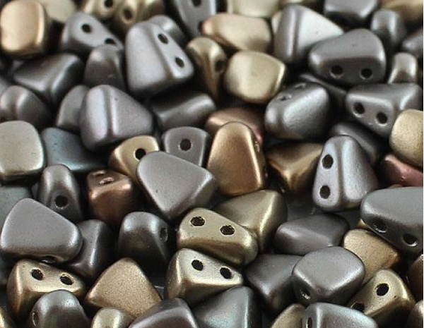 Matubo Nib-Bit, Silky Metallic Grey Rainbow, 30 ks