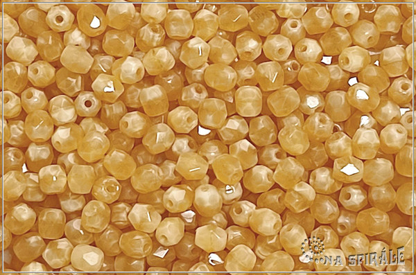 Oh�ovky 4 mm, Beige Silk, 50 ks