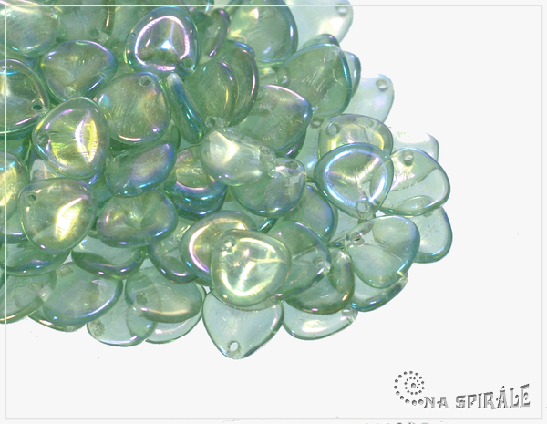 Rose petal 7x8 mm, erinite iris, 50 ks