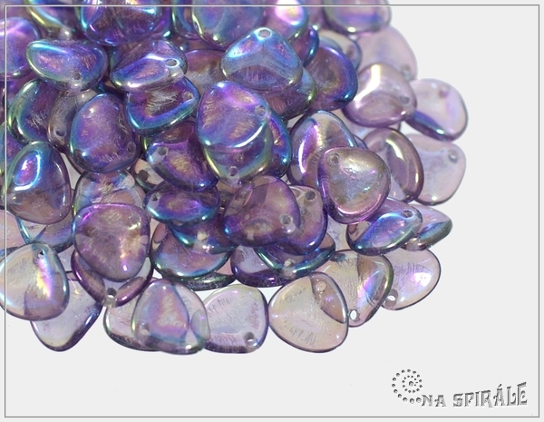 Rose petal 7x8 mm, Tanzanite Iris, 50 ks