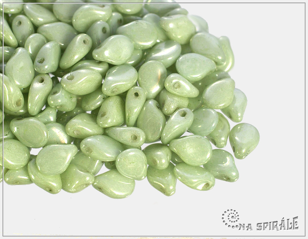Preciosa Pip 5x7 mm, chalk pastel green luster, 30 ks