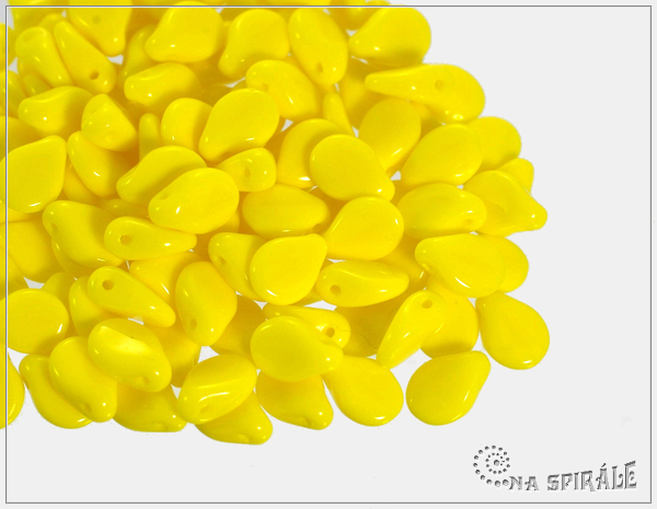 Preciosa Pip 5x7 mm, opaque yellow, 30 ks