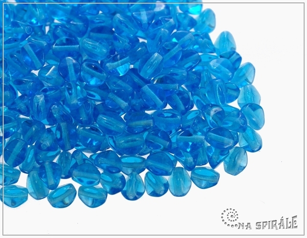Pohanka transparent aquamarine, 5x3,5 mm, 50 ks