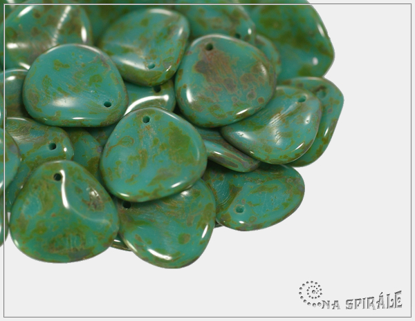 Rose petal 14x13 mm, Opaque Green Turquoise Travertine, 10 ks