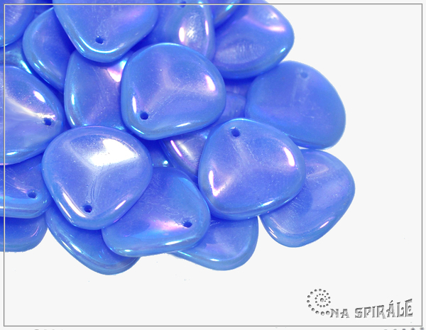 Rose petal 14x13 mm, Opaque Cornflower Iris, 10 ks
