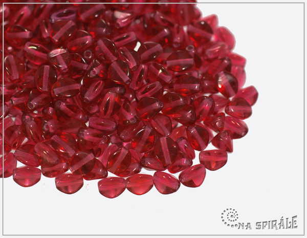 Pohanka transparent red fuchsia, 5x3,5 mm, 50 ks